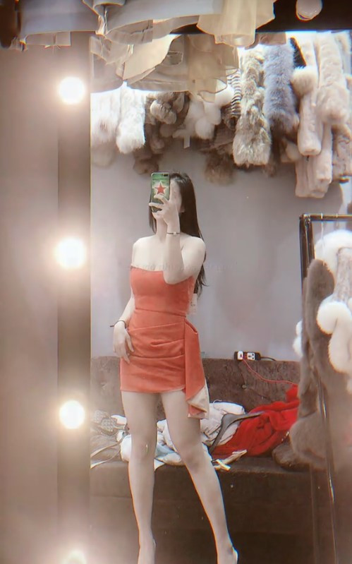 Nhiều mẹ bỉm thì "đu trend" như một cách lưu giữ lại kỉ niệm trên hành trình hôn nhân, có em bé.