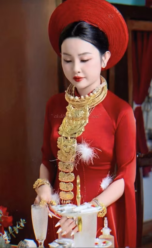 ...đã từng mảnh mai, nhỏ nhắn như thế này.