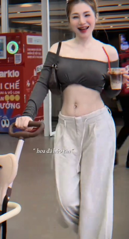 Nhiều người xem video đã thêm trân trọng những người phụ nữ với thiên chức làm mẹ thiêng liêng.