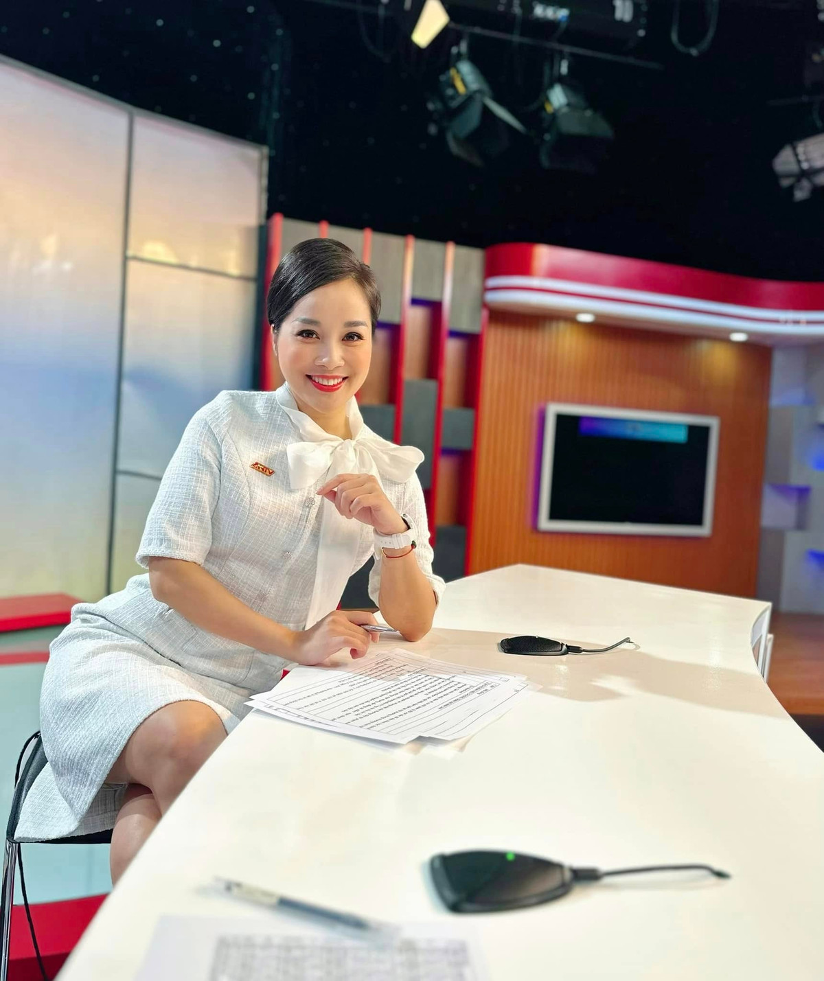 Hiện tại Minh Hương đang là MC kiêm biên tập viên của kênh truyền hình ANTV với hàm Thượng uý.