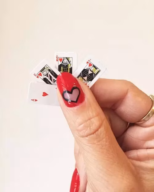 Bộ nail dành cho những người đam mê bộ môn "ba cây" ngày Tết.