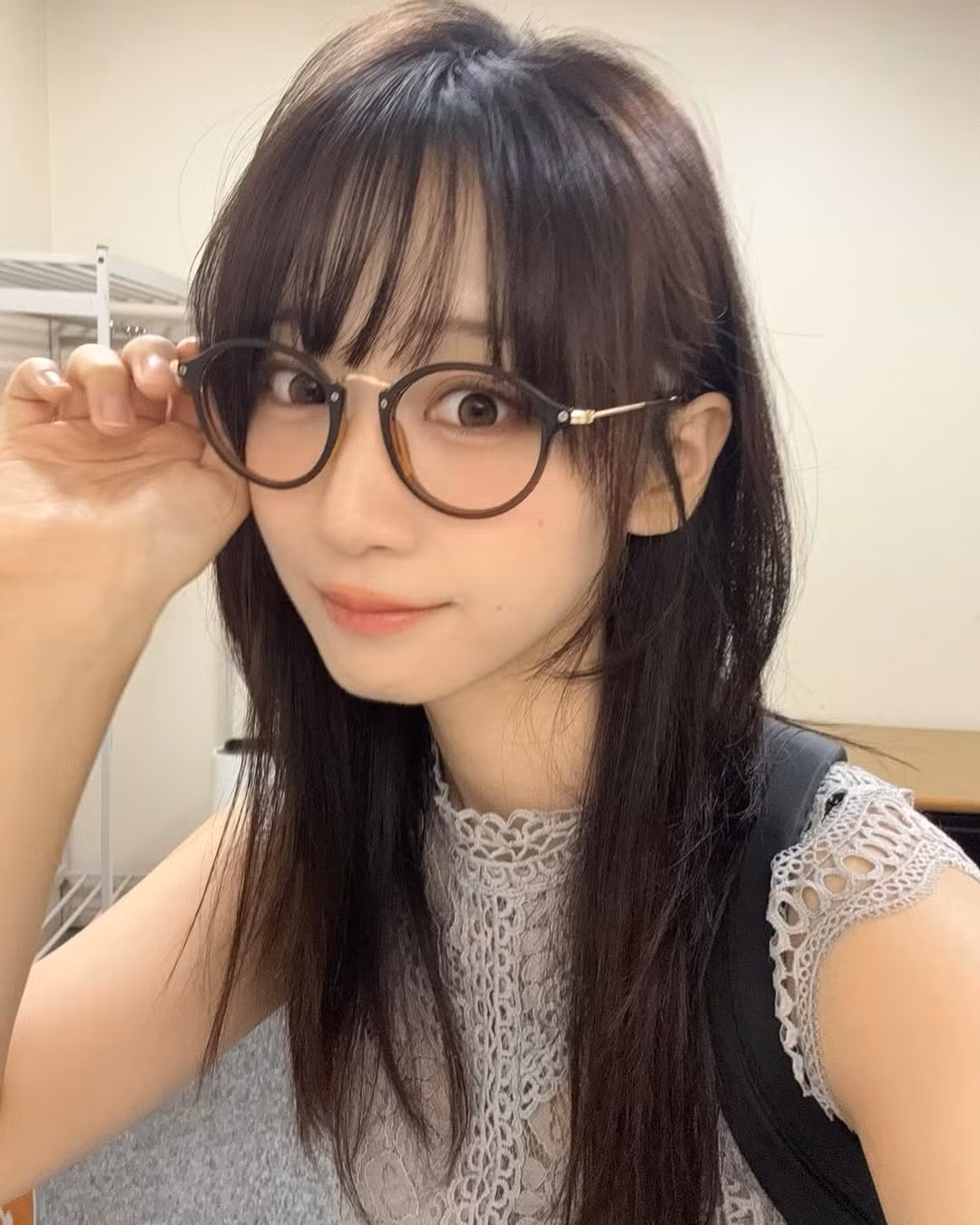 Đã ngoài tuổi 30 nhưng Iori Moe trông vẫn vô cùng trẻ trung nhờ sở hữu gương mặt với những đường nét ngây thơ. (Ảnh: IGNV)