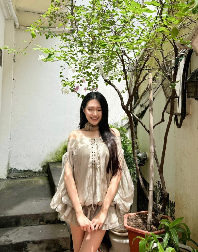 Hai me bim co gia the khung cham dien do doi, xach tui hieu-Hinh-9