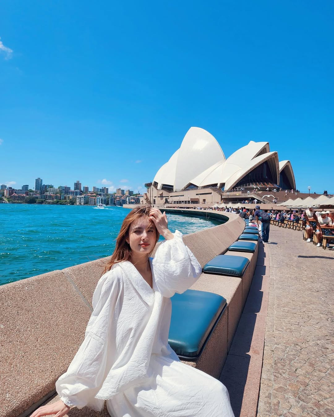 Hiện tại, Lê Khánh Chi đang làm việc tại TP.HCM, cô sống độc thân và nuôi con.