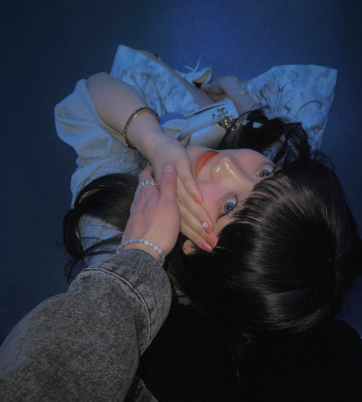 Vốn được biết đến là nàng hot girl mang "chất liệu bạn gái", Bảo Hân là hình mẫu lý tưởng trong mơ của rất nhiều chàng trai. Chính vậy khi cô nàng đăng tải loạt ảnh này, nhiều người đã bày tỏ sự tiếc nuối.