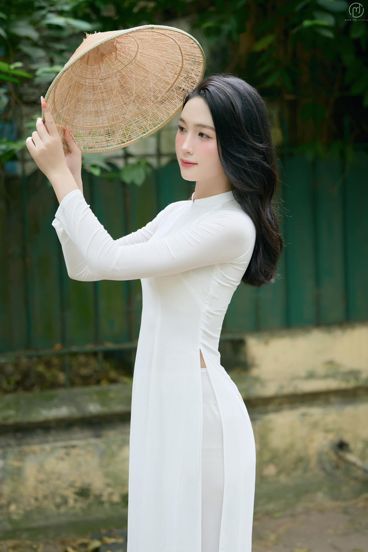 Với tinh thần học hỏi không ngừng và sự kiên trì theo đuổi ước mơ, cô nàng trở thành nguồn cảm hứng lớn lao cho những bạn trẻ đang ấp ủ những dự định lớn cho tương lai.