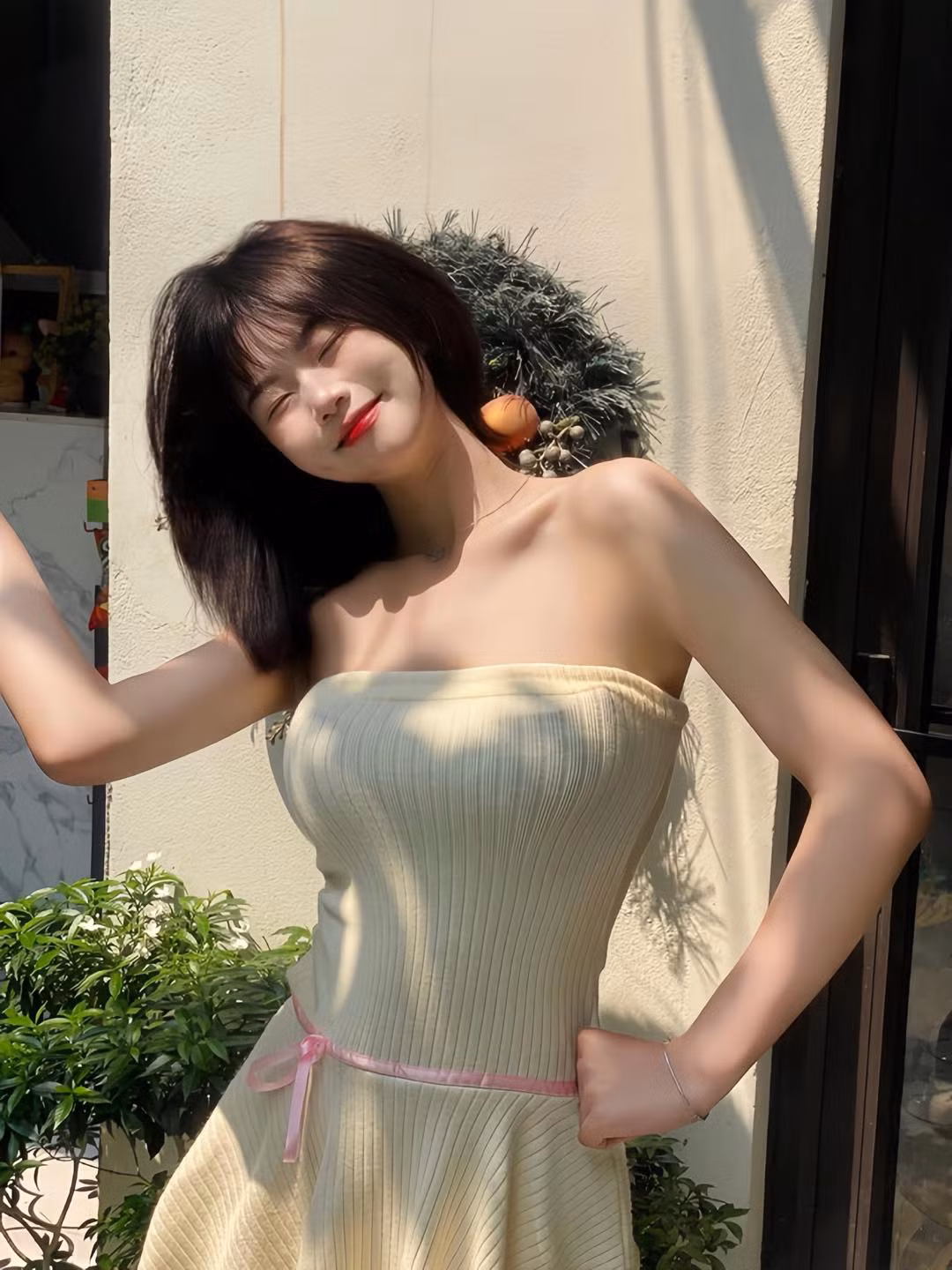 Bắt đầu đăng video từ tháng 6/2023, cô nàng hiện sở hữu hơn 5,7 triệu người theo dõi trên Tiktok.