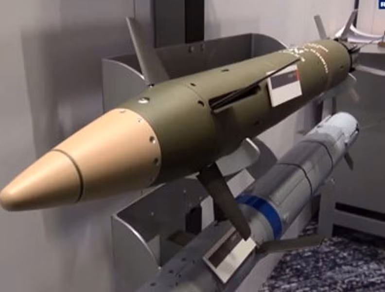 Mức độ hiệu quả cao của các tổ hợp EW do Nga chế tạo đã gây ra sự thất bại không chỉ đối với loại đạn pháo dẫn đường Excalibur được quảng cáo của Mỹ, mà còn cả tên lửa GMLRS và bom JDAM có bộ dẫn đường GPS.