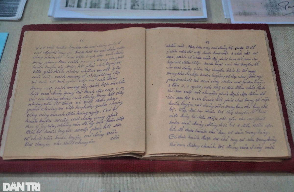 Tháng 10/1930, tại Hương Cảng (Trung Quốc), Hội nghị lần thứ nhất Ban Chấp hành Trung ương Đảng đã thảo luận và nhất trí thông qua Luận cương Chính trị do Trần Phú dự thảo. Hội nghị đã quyết định đổi tên Đảng Cộng sản Việt Nam thành Đảng Cộng sản Đông Dương. Tại hội nghị này, Trần Phú được bầu làm Tổng Bí thư đầu tiên của Đảng khi đang ở độ tuổi 26.