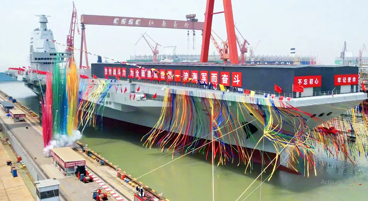 Theo báo cáo của China Daily, cuộc thử nghiệm trên biển của tàu sân bay Phúc Kiến được thiết kế để đánh giá “tính nhất quán và ổn định” của hệ thống động cơ đẩy và năng lượng điện của tàu sân bay. Báo cáo nhấn mạnh rằng, tàu sân bay là một phần của các dự án phát triển quân sự quan trọng của Trung Quốc.