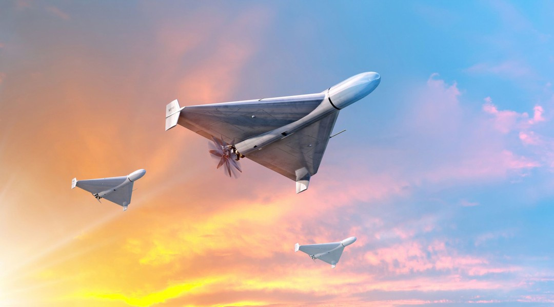 Trước kia vai trò này được giao cho UAV cảm tử Cube hay Lancet kích thước nhỏ hơn, còn chiếc Geran-2 có tầm bay xa và trọng lượng đầu đạn lớn sẽ chịu trách nhiệm đánh phá những mục tiêu phía sau tuyến liên lạc.