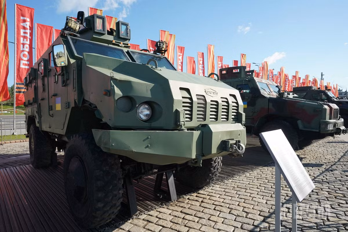 Hinh anh vu khi NATO bi Nga thu giu tu chien truong Ukraine-Hinh-5