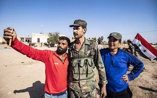 Một ngày trước đó, SAA đã rút khỏi một số vị trí ở phía Bắc al-Hasakah sau một cuộc tấn công bất ngờ của các tay súng thuộc Quân đội quốc gia Syria tự xưng (NSA) do Thổ Nhĩ Kỳ hậu thuẫn.