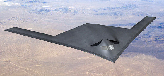 Đánh giá chung, máy bay B-21 không phải vũ khí "xa xỉ" mang tính thời đại như máy bay ném bom B-2; sử dụng công nghệ quân sự mới nhất của Mỹ và khả năng chiến đấu toàn diện sẽ vượt qua máy bay ném bom B-2, trở thành loại máy bay ném bom chiến lược tốt nhất thế giới.