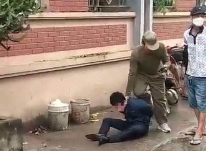  Đâm người yêu cũ tử vong vì hàn gắn tình cảm không thành: Sáng 13/9, Nhật Nhớ (SN 1994, trú tại xã Bình Sa, huyện Thăng Bình, tỉnh Quảng Nam) đi xe máy đến thôn Cự Đà, xã Cự Khê huyện Thanh Oai, Hà Nội rồi dừng ở ven đường, đứng chờ chị Đ.H (SN 1995, ở huyện Thanh Oai) đi làm qua, mục đích để nói chuyện hàn gắn tình cảm. Tuy nhiên, khi thấy bóng dáng Nhớ, chị H. đã tăng ga chạy vụt qua. Ngay lập tức, Nhớ lấy xe đuổi theo, nhưng chị H. vẫn không chịu dừng xe để nói chuyện. Đi được đoạn đường vài trăm mét, chị H. định rẽ vào nhà một người bạn thì bị Nhớ chặn đầu xe. Chị H. định xuống xe thì bất ngờ bị Nhớ rút dao đã chuẩn bị trước đó, đâm 4 phát vào ngực và bụng khiến nạn nhân tử vong.