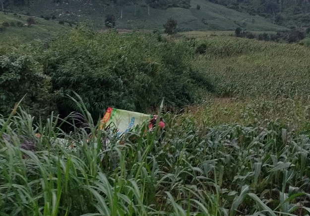 Kiem lam bi ban tu vong: Ron nguoi nhung vu tan cong can bo