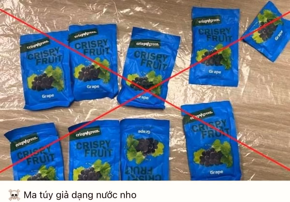 Được biết, ngày 30/11, Sở GD-ĐT Hà Nội đã kiểm tra, xác minh ở tất cả đơn vị, trường học trên địa bàn trước thông tin phản ánh có một số học sinh trên địa bàn Hà Nội có biểu hiện ngộ độc nghi do ăn kẹo có xuất xứ không rõ ràng. Qua đó xác nhận 11 học sinh Trường THCS Nguyễn Quý Đức (quận Nam Từ Liêm) có dấu hiệu đau đầu, buồn nôn khi ăn cùng một loại kẹo không rõ nguồn gốc, bao bì in chữ nước ngoài.