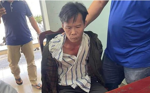 Quyết không để hung thủ trốn thoát, Công an tỉnh Long An, phối hợp với Công an tỉnh Đồng Nai và Cục Cảnh sát điều tra tội phạm về trật tự xã hội (C02) Bộ Công an bắt giữ đối tượng Minh khi hắn vừa điều khiển xe về đến ấp Hòa Thành, xã Ngọc Định, huyện Định Quán, tỉnh Đồng Nai. Đối tượng Minh bị di lý về Công an tỉnh Long An để phục vụ điều tra. 