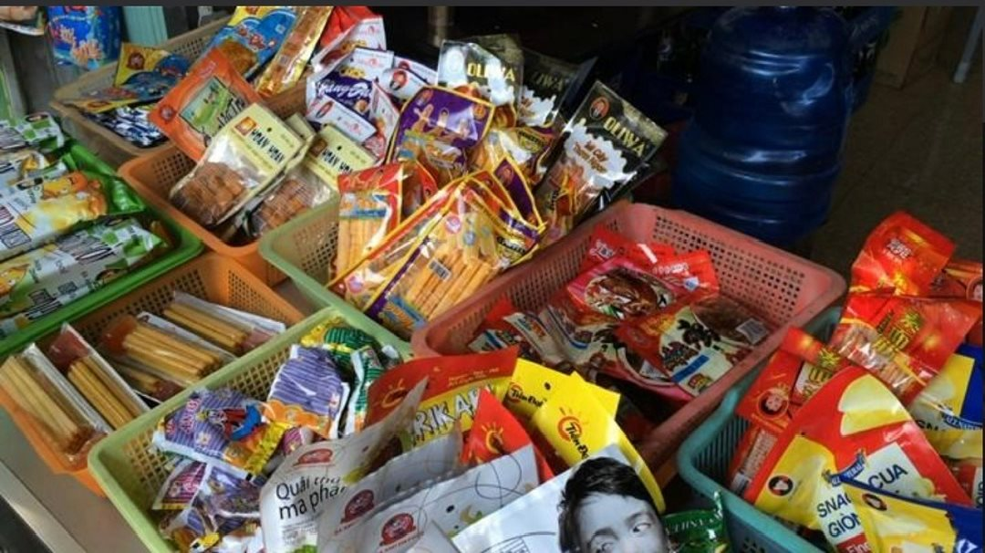 Cong an khuyen cao canh giac do an vat cong truong khong ro nguon goc