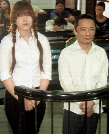 Tháng 11/2012, TAND TP Nha Trang đã tuyên phạt Nguyễn Thanh Bình 5 năm 6 tháng tù về tội “Mua bán trái phép chất ma túy” và phạt bổ sung 10 triệu đồng. Tổng hợp với hình phạt 2 năm tù án treo về tội “Cố ý gây thương tích”, Bình buộc phải chấp hành án 7 năm 6 tháng tù.