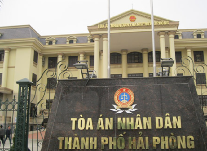 Ngày 20/12/1995, Phạm Đình Nên, Linh "cu" và 14 tên khác trong băng ổ đã phải ra trước vành móng ngựa của TAND Hải Phòng lãnh án 20 năm tù giam về các tội: Giết người (trong đó Linh "cu" trực tiếp tham gia 3 vụ với vai trò tích cực); tàng trữ, sử dụng trái phép vũ khí quân dụng và gây rối trật tự công cộng. Riêng "cu" Nên bị tử hình, các tên còn lại phải lãnh án cao nhất là tù chung thân. (Ảnh minh họa, nguồn internet)