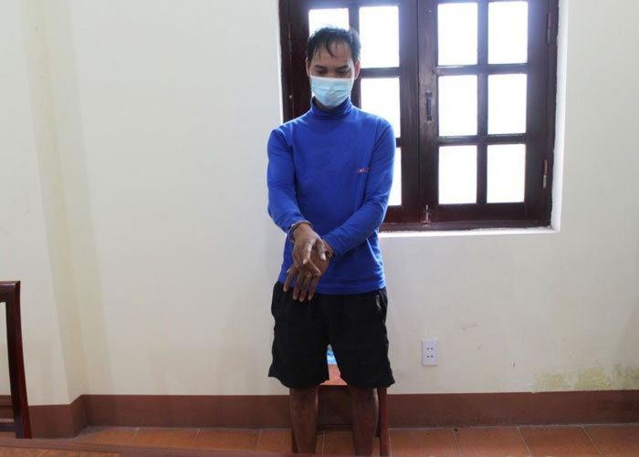  Đâm chết đồng nghiệp vì mâu thuẫn trên bàn nhậu: Trong cuộc nhậu giữa Nông Văn Hằng (SN 1994, trú huyện Văn Lãng, Lạng Sơn) và Lương Minh Hạnh (SN 1985, trú huyện Cao Lộc) xảy ra xô xát, Hạnh đã dùng dao đâm anh Hằng dẫn đến nạn nhân tử vong trên đường đi cấp cứu. Ngày 31/8, Hạnh bị Công an tỉnh Lạng Sơn khởi tố. 