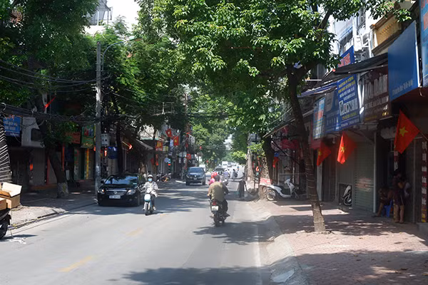 Niềm vui của ngày lễ trọng nhắc nhở mỗi người về thời khắc thiêng liêng của lịch sử 76 năm về trước, để từ đó thêm tự hào, nâng trách nhiệm chung tay dựng xây Thủ đô và đất nước ngày càng phát triển. 