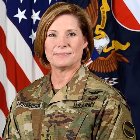 Than phuc dan nu tuong noi tieng nhat quan doi My