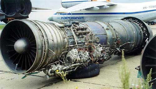 Vào tháng 8/2018, các tập đoàn thiết kế máy bay của Nga tuyên bố công việc thiết kế một mẫu máy bay đánh chặn thế hệ tiếp theo nhằm thay thế MiG-31 đã bắt đầu. Theo quy ước đặt tên cho các dự án máy bay thế hệ mới của Nga, dự án đánh chặn mới được gọi là PAK DP, hay máy bay đánh chặn tầm xa của Tổ hợp hàng không tiềm năng.