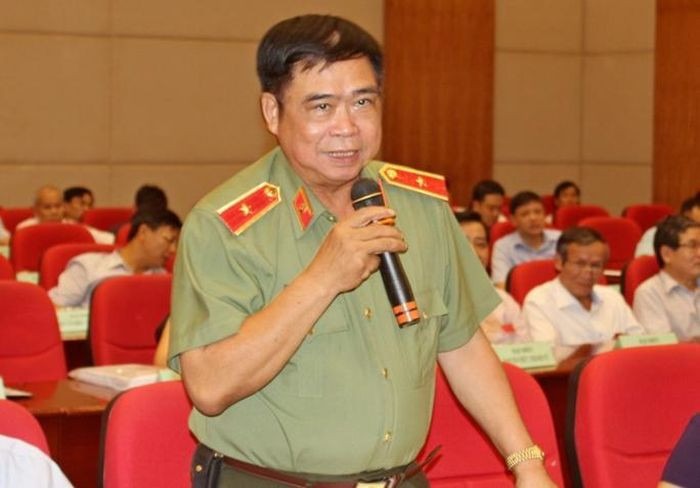 Tra lai 35 ti dong 'chay an', thieu tuong Do Huu Ca co duoc giam trach nhiem hinh su?