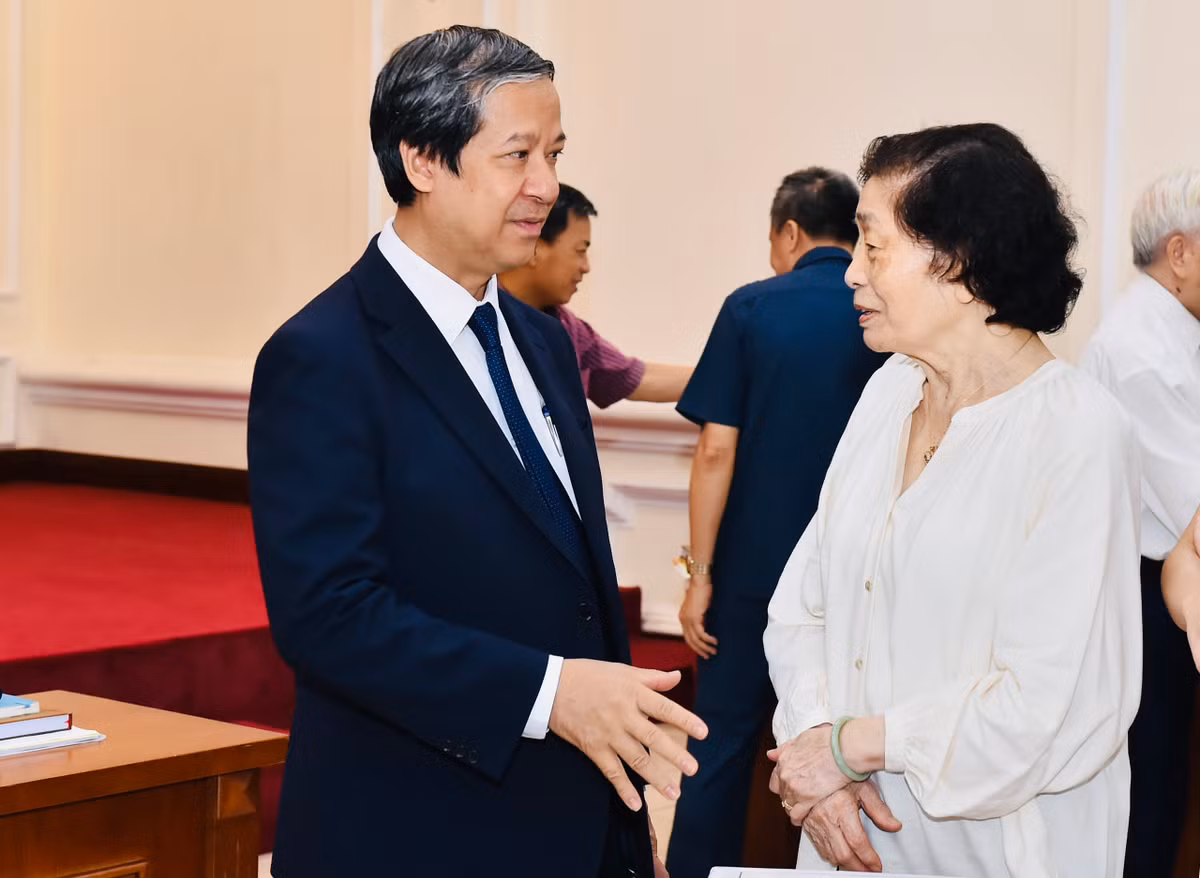 GS.VS.NGND Pham Minh Hac: Bac 'dai su' thoi hien dai-Hinh-3