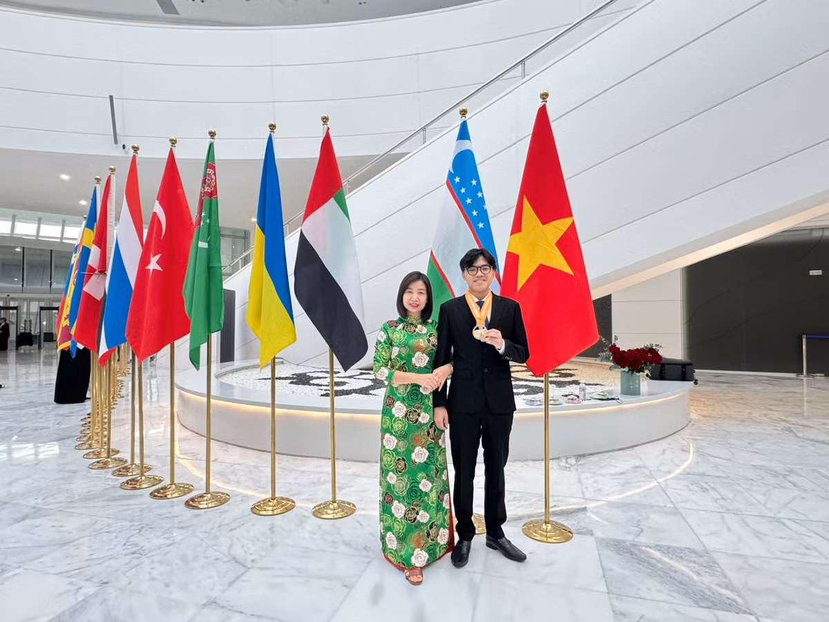 Cu 'be lai' gianh HCV Olympic Sinh hoc quoc te cua Nguyen Tien Loc-Hinh-5
