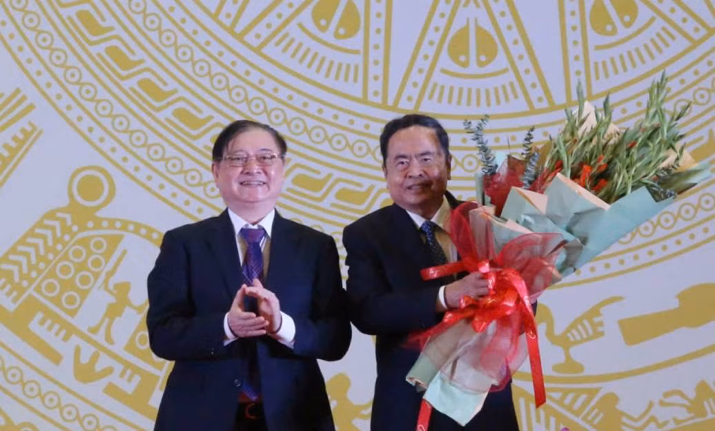 Lễ tôn vinh trí thức Khoa học và Công nghệ tiêu biểu năm 2024 - Hình 15 Le ton vinh tri thuc Khoa hoc va Cong nghe tieu bieu nam 2024-Hinh-15