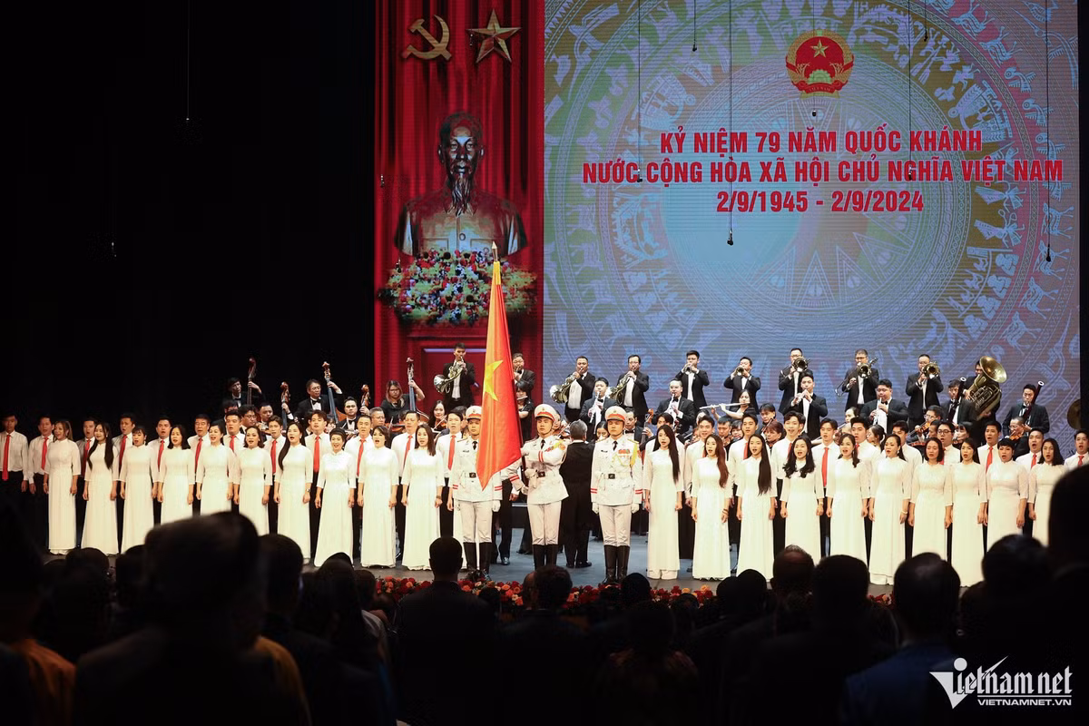 Tong Bi thu, Chu tich nuoc chu tri le ky niem 79 nam Quoc khanh-Hinh-4