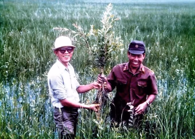 GS.TS Vo Tong Xuan: Nha khoa hoc co tam nhin xa