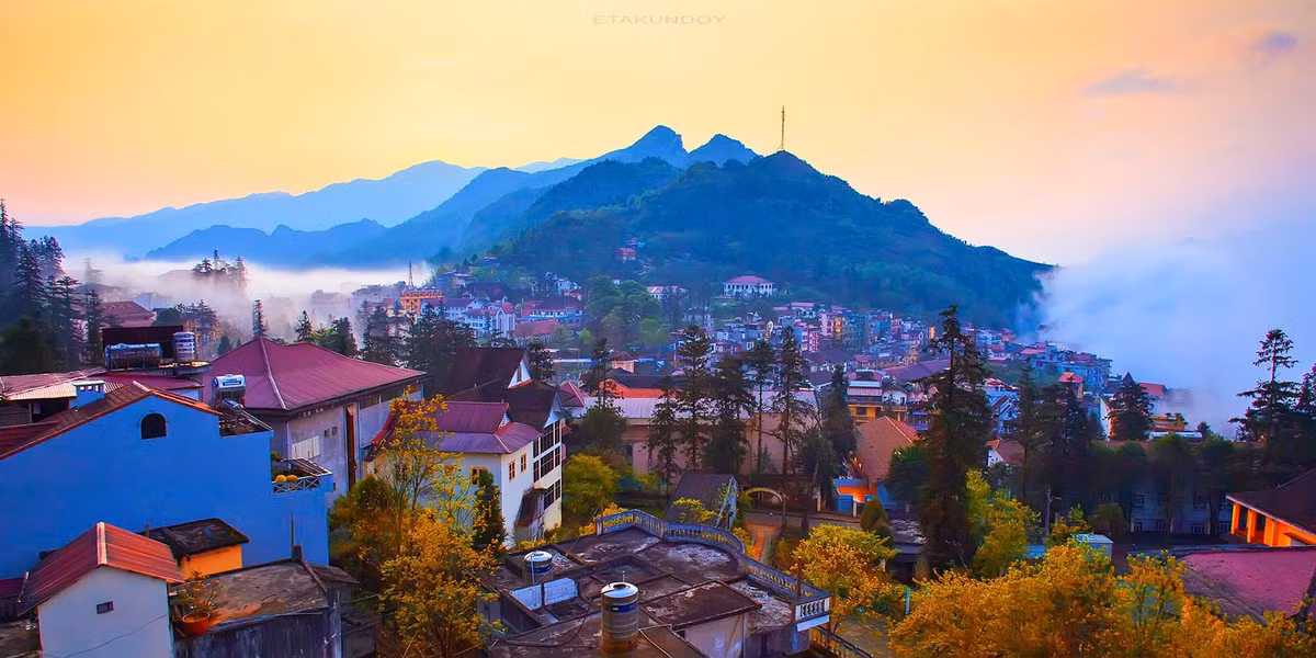 Bình minh ở Sapa. Ảnh: Tawan Chaisom.