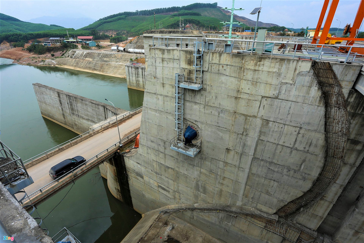 Ho thuy loi lon nhat Nghe An sau hon 10 nam dang do-Hinh-6