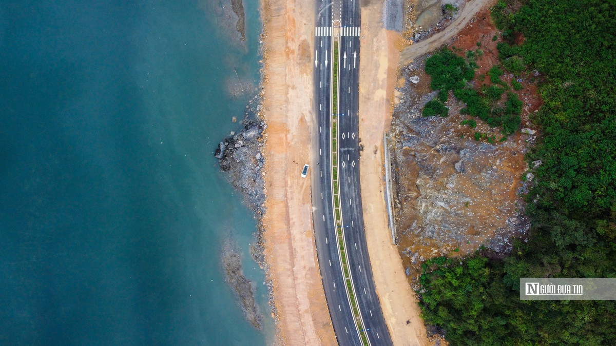 Đây là công trình giao thông kết nối, mở rộng không gian phát triển đô thị, du lịch của 2 trung tâm kinh tế, du lịch của tỉnh Quảng Ninh là Tp.Hạ Long và Tp.Cẩm Phả.