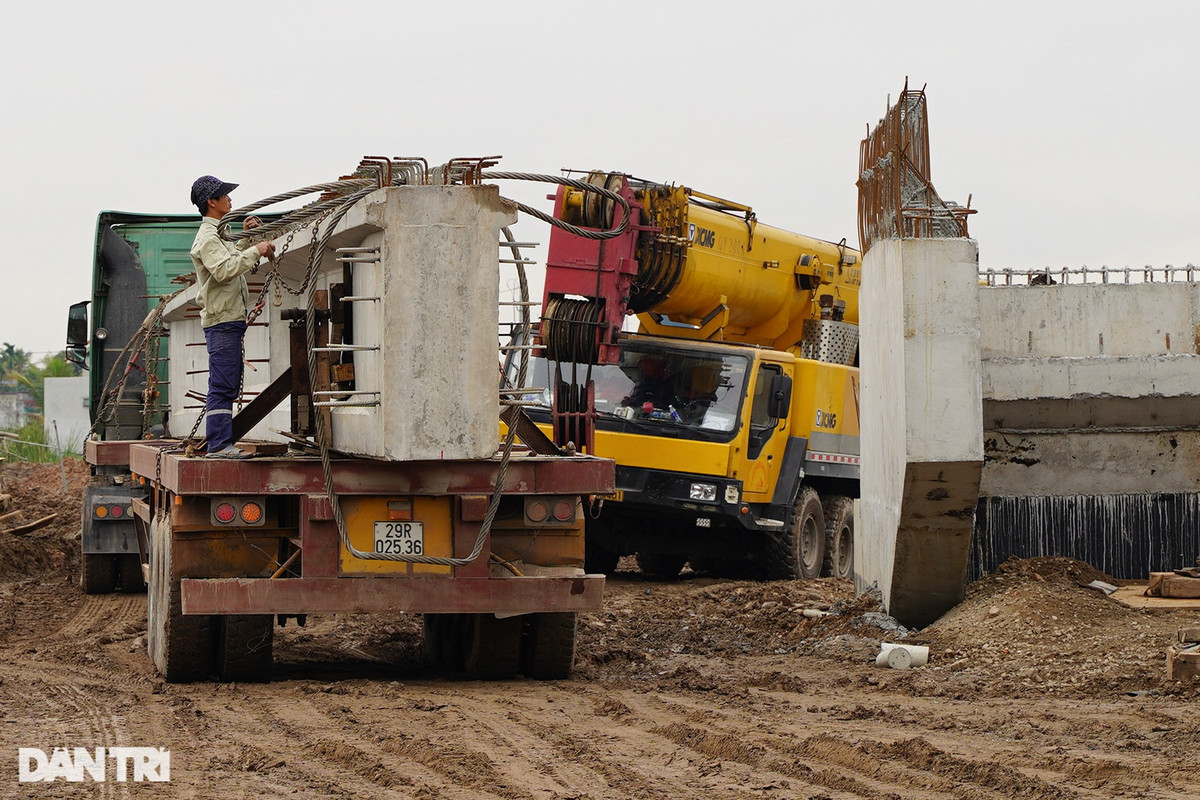 Dai cong truong o Hai Phong xay cau hon 800 ty dong noi hai bo song Van Uc-Hinh-6