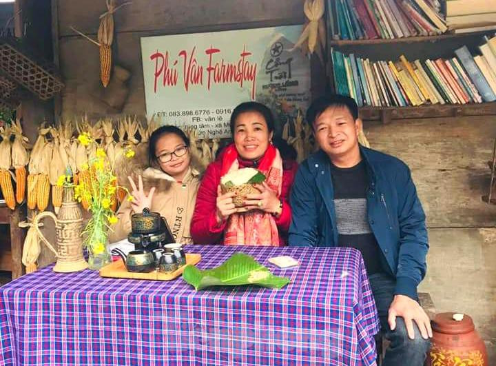 Chị Lê Vân - trú bản Trung Tâm (xã Mường Lống) cho biết, gia đình chị Vân và một số gia đình ở bản đã liên kết với nhau để làm mô hình du lịch Farmstay tại địa phương khi lượng khách du lịch đổ về nơi đây ngày một nhiều.