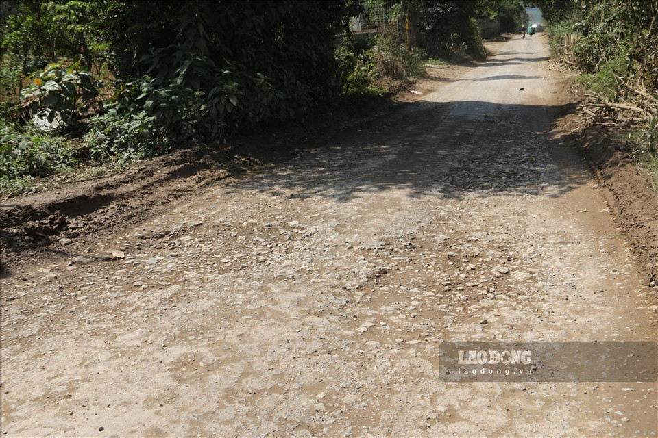 Duong dan sinh “nat nhu tuong” vi xe tai “cay ai” ngay dem-Hinh-10