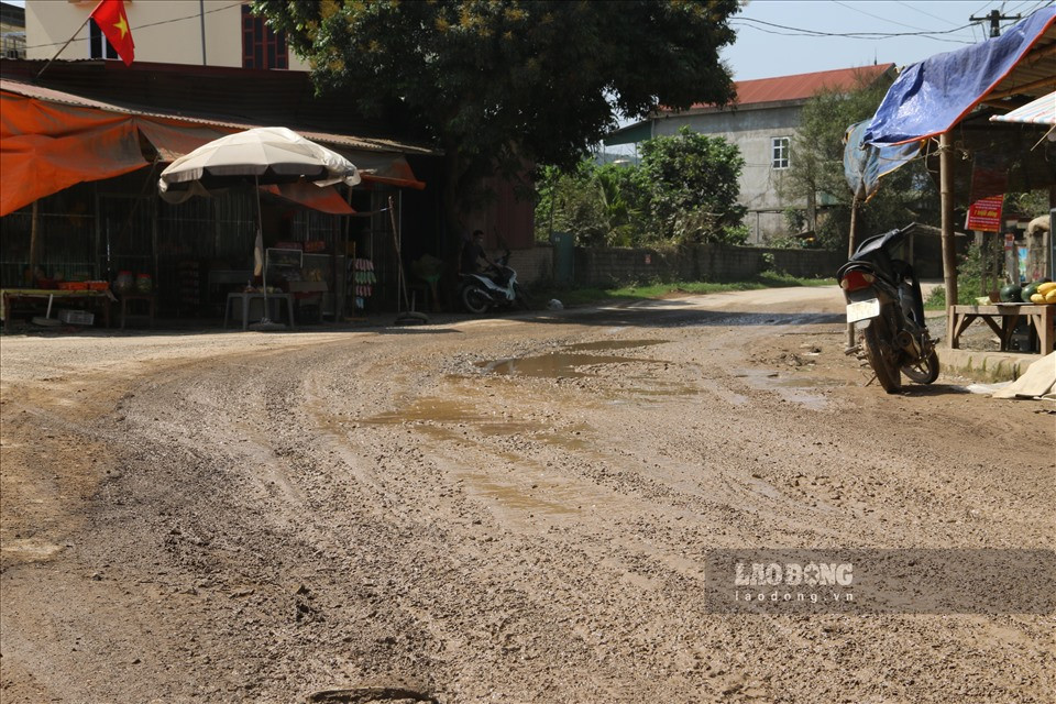 Duong dan sinh “nat nhu tuong” vi xe tai “cay ai” ngay dem-Hinh-5