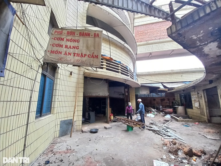 Hinh anh cuoi cung cua cho Sat Hai Phong truoc khi chi con la hoai niem-Hinh-9