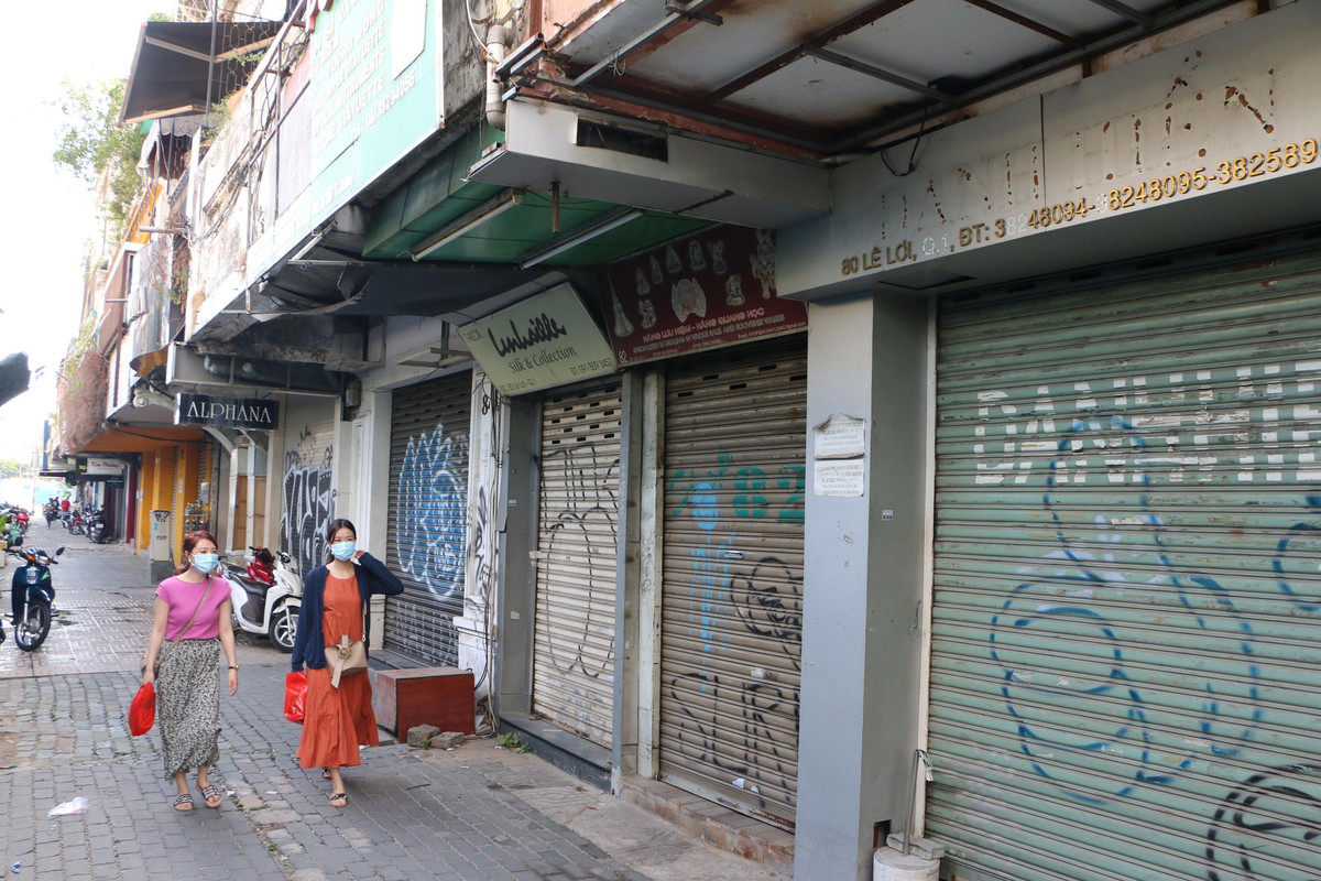 Theo dự kiến, sau khi tuyến đường Lê Lợi được chỉnh trang sẽ kết nối với đường Nguyễn Huệ tạo thành không gian đi bộ kết hợp mua sắm, thương mại sầm uất tại khu vực trung tâm thành phố.