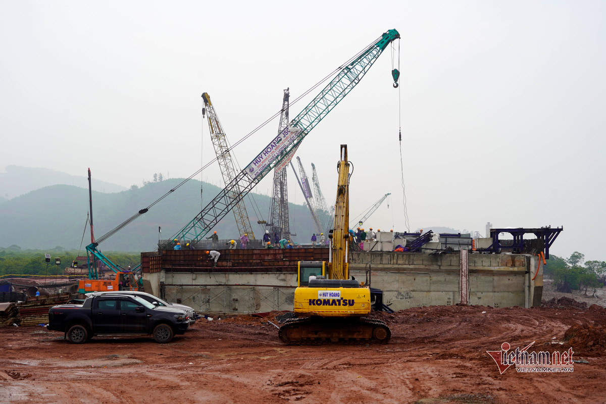 Hà Nội đến Móng Cái chỉ mất 3 giờ chạy xe từ tháng 4 - Hình 2 Ha Noi den Mong Cai chi mat 3 gio chay xe tu thang 4-Hinh-2