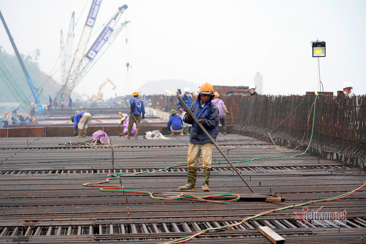 Hà Nội đến Móng Cái chỉ mất 3 giờ chạy xe từ tháng 4 - Hình 3 Ha Noi den Mong Cai chi mat 3 gio chay xe tu thang 4-Hinh-3