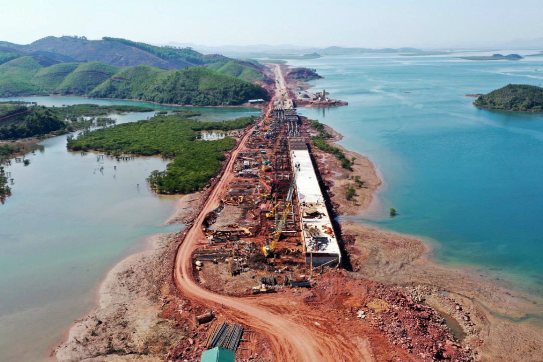 Hà Nội đến Móng Cái chỉ mất 3 giờ chạy xe từ tháng 4 Ha Noi den Mong Cai chi mat 3 gio chay xe tu thang 4