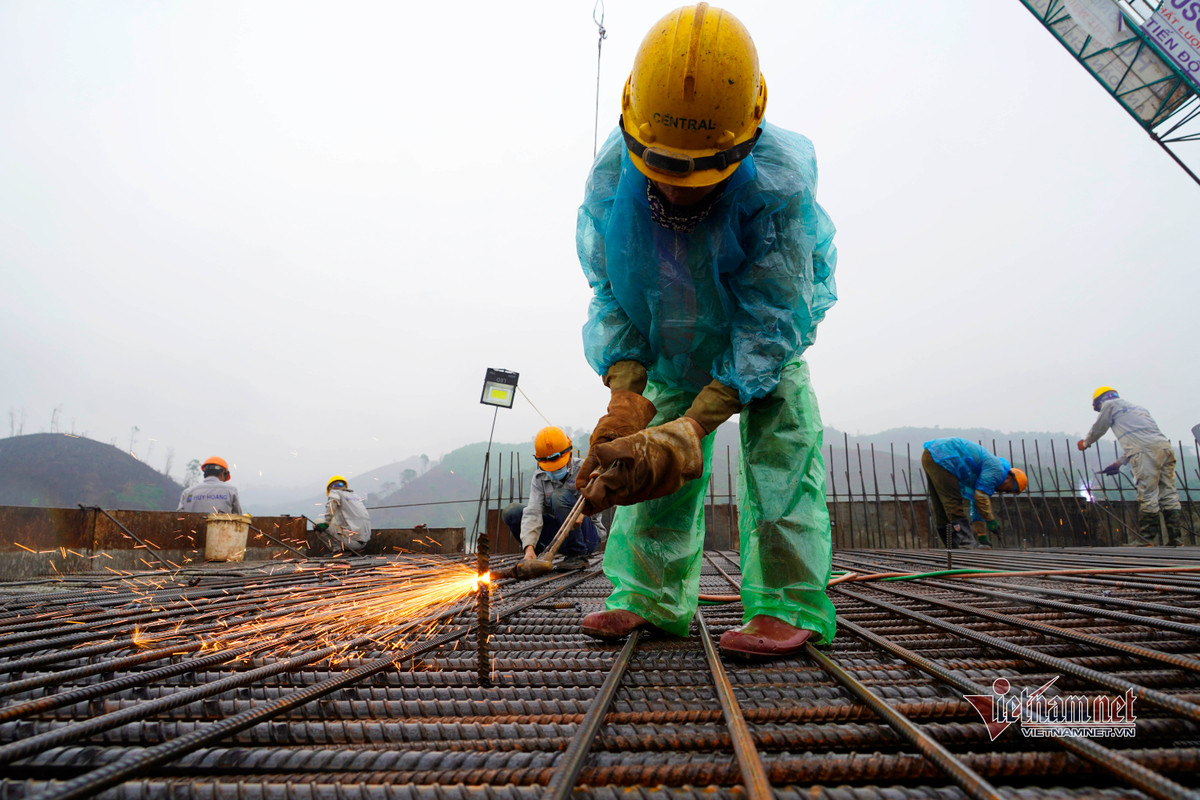 Hà Nội đến Móng Cái chỉ mất 3 giờ chạy xe từ tháng 4 - Hình 9 Ha Noi den Mong Cai chi mat 3 gio chay xe tu thang 4-Hinh-9