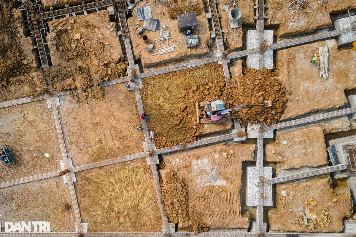 Công trình đang được đẩy nhanh tiến độ thi công, dự kiến hoàn thành và đưa vào sử dụng vào năm 2024.