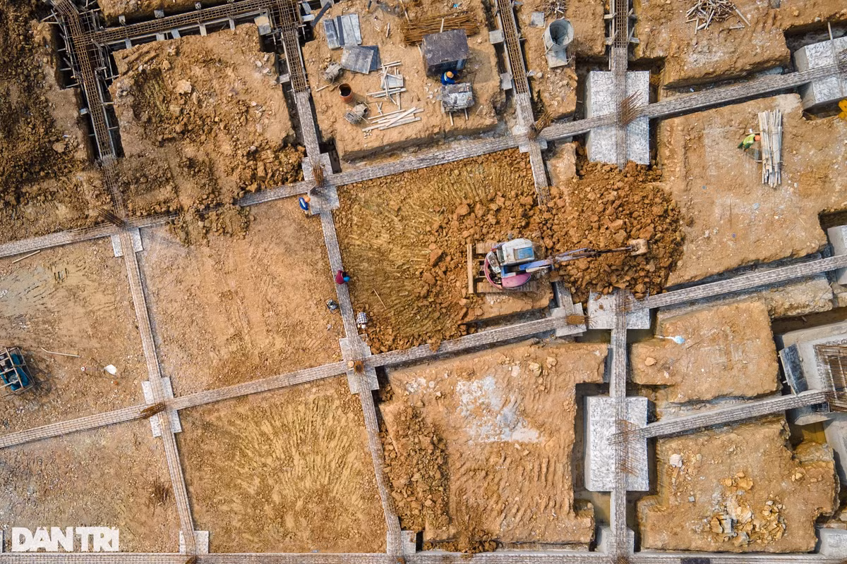 Công trình đang được đẩy nhanh tiến độ thi công, dự kiến hoàn thành và đưa vào sử dụng vào năm 2024.